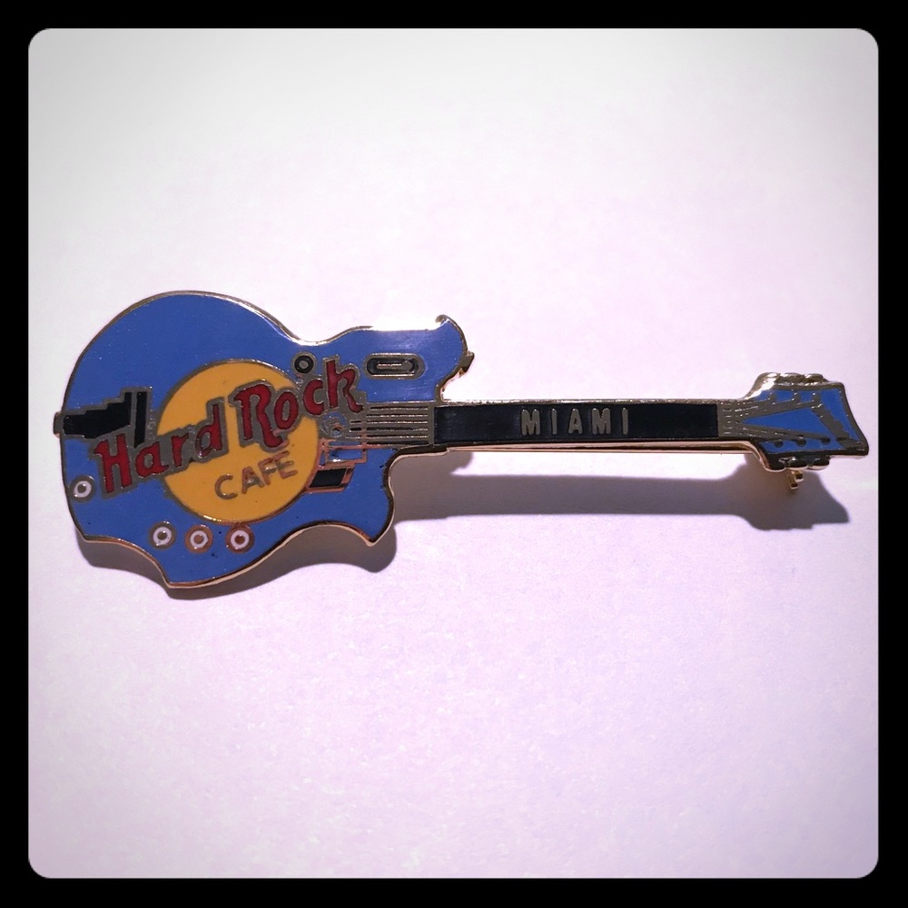 Hard Rock Cafe Miami Guitar Collectible Pin